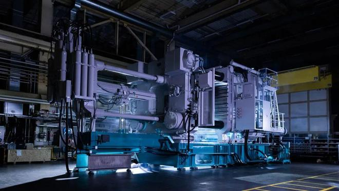 德國漢特曼引進布勒6100T超大型壓鑄單元 德國漢特曼引進布勒6100T超大型壓鑄單元